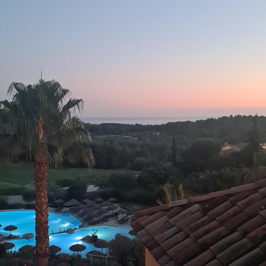 شقة Hameau Des Amandiers - Vue Mer, Golf Et Vignes سا سيرْ سور مير المظهر الخارجي الصورة